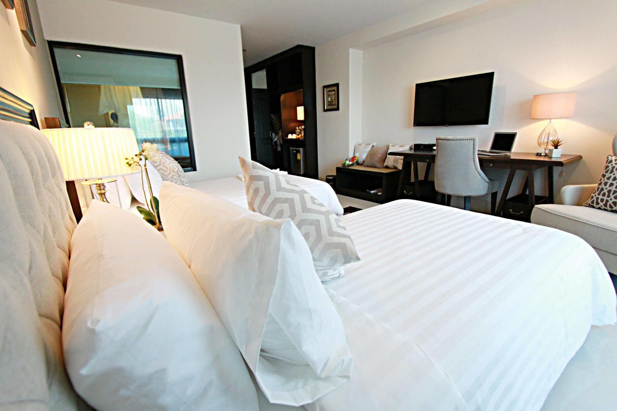 Sn Plus Hotel - Sha Plus Pattaya Exterior photo